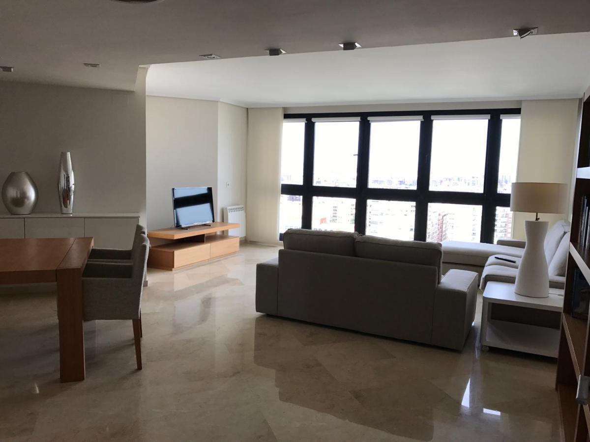 Apartamento Ciudad De Las Ciencias Apartment Valencia Bagian luar foto
